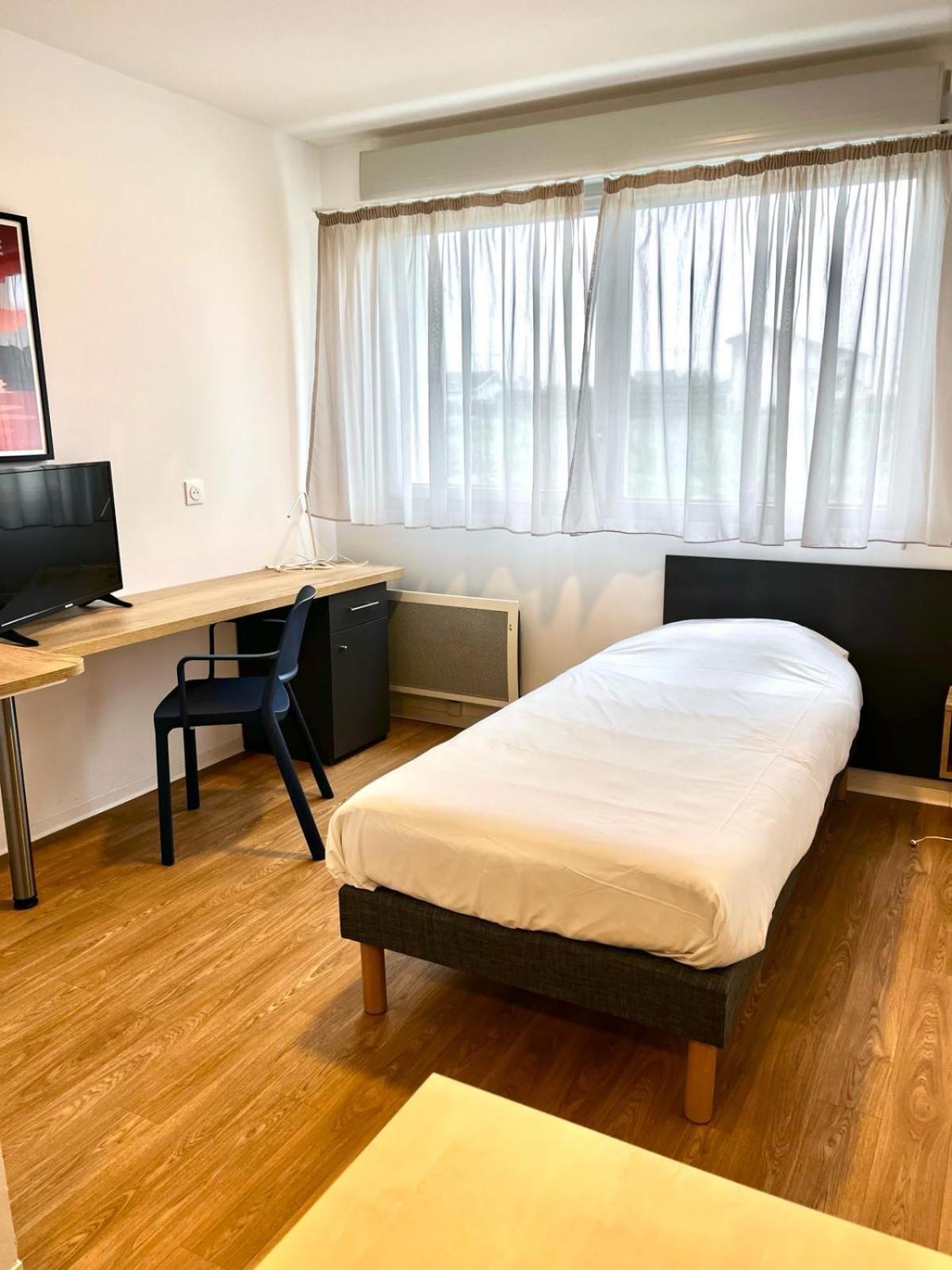 Residence Hoteliere Le Prado Libourne Εξωτερικό φωτογραφία